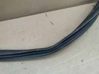 bontott VW POLO V Csomagtérajtó Gumikéder