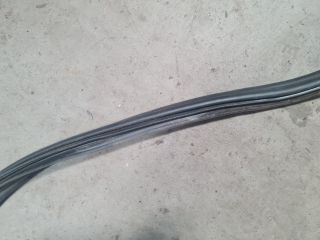 bontott VW POLO V Csomagtérajtó Gumikéder