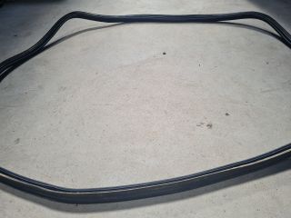 bontott VW POLO V Csomagtérajtó Gumikéder