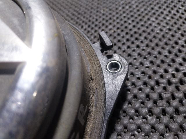 bontott VW POLO V Csomagtérajtó Kilincs