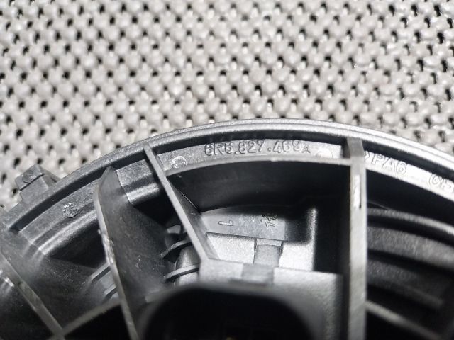 bontott VW POLO V Csomagtérajtó Kilincs