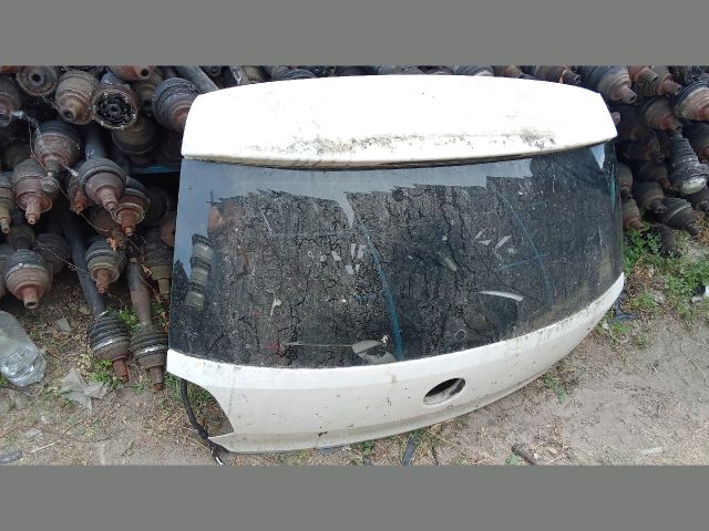 bontott VW POLO V Csomagtérajtó (Részeivel)