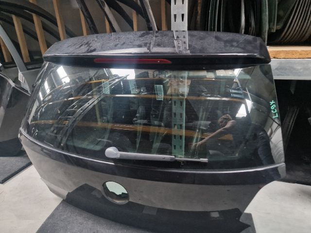 bontott VW POLO V Csomagtérajtó (Részeivel)