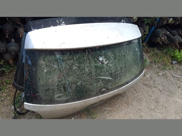 bontott VW POLO V Csomagtérajtó (Részeivel)