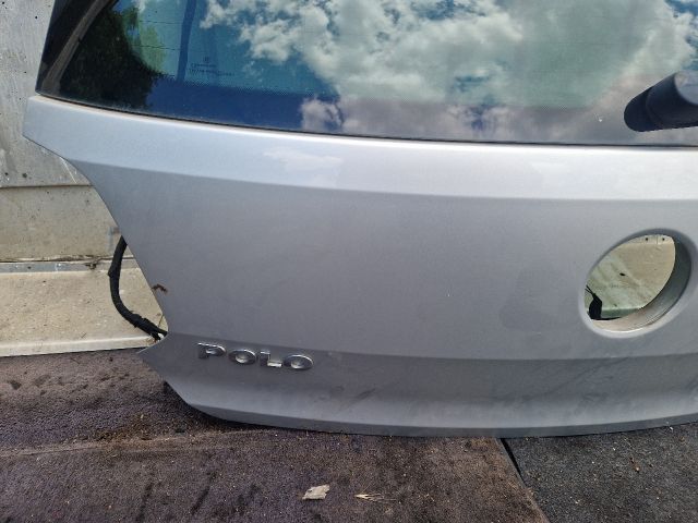 bontott VW POLO V Csomagtérajtó (Részeivel)