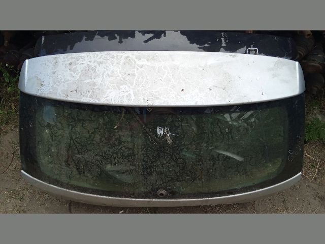 bontott VW POLO V Csomagtérajtó (Részeivel)