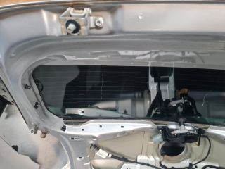 bontott VW POLO V Csomagtérajtó (Részeivel)