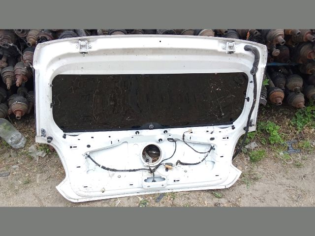 bontott VW POLO V Csomagtérajtó (Részeivel)