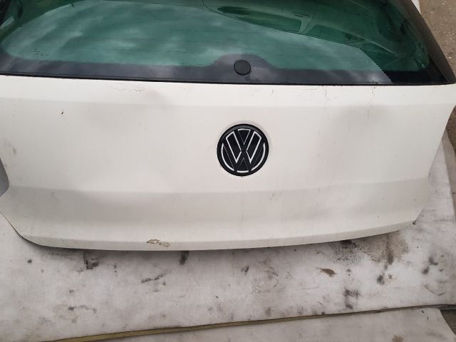 bontott VW POLO V Csomagtérajtó (Részeivel)