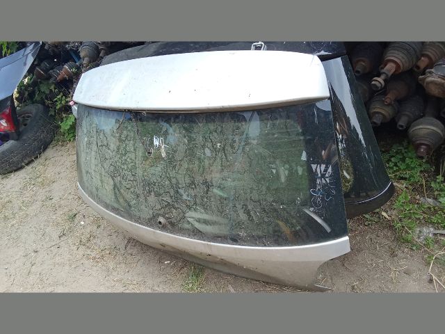 bontott VW POLO V Csomagtérajtó (Részeivel)