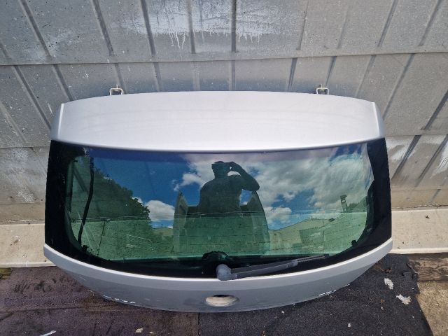 bontott VW POLO V Csomagtérajtó (Részeivel)