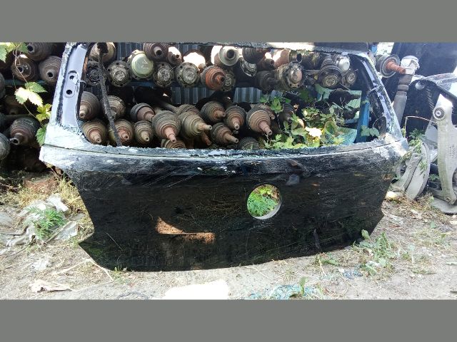 bontott VW POLO V Csomagtérajtó (Üres lemez)