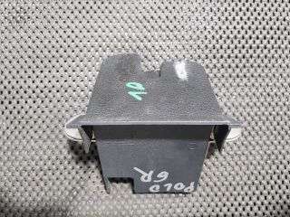 bontott VW POLO V Csomagtérajtó Zárbetét