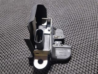 bontott VW POLO V Csomagtérajtó Zárbetét