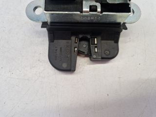 bontott VW POLO V Csomagtérajtó Zárszerkezet