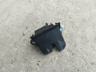 bontott VW POLO V Csomagtérajtó Zárszerkezet