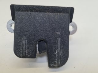 bontott VW POLO V Csomagtérajtó Zárszerkezet