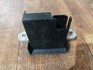 bontott VW POLO V Csomagtérajtó Zárszerkezet