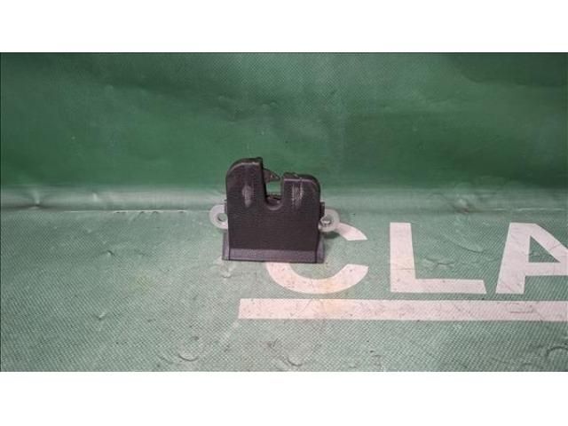 bontott VW POLO V Csomagtérajtó Zárszerkezet