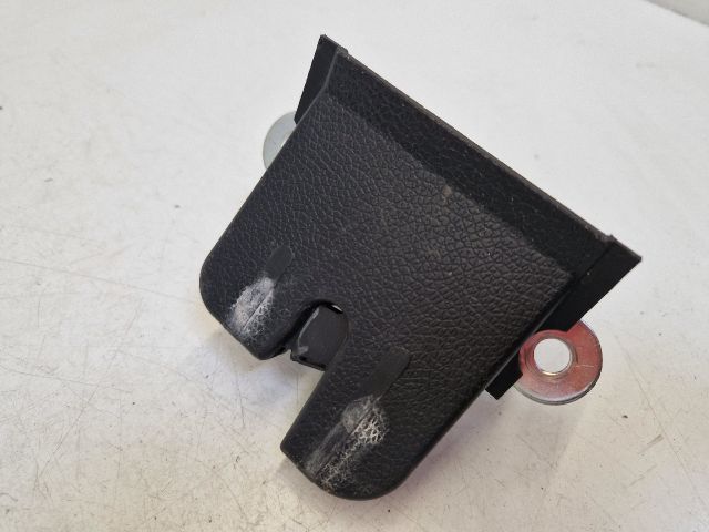 bontott VW POLO V Csomagtérajtó Zárszerkezet