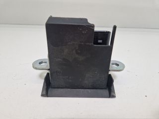 bontott VW POLO V Csomagtérajtó Zárszerkezet