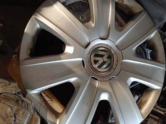 bontott VW POLO V Dísztárcsa (1 db)