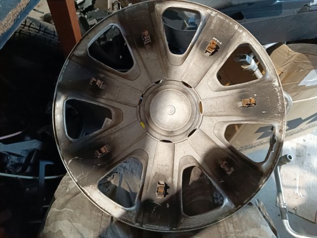 bontott VW POLO V Dísztárcsa (1 db)