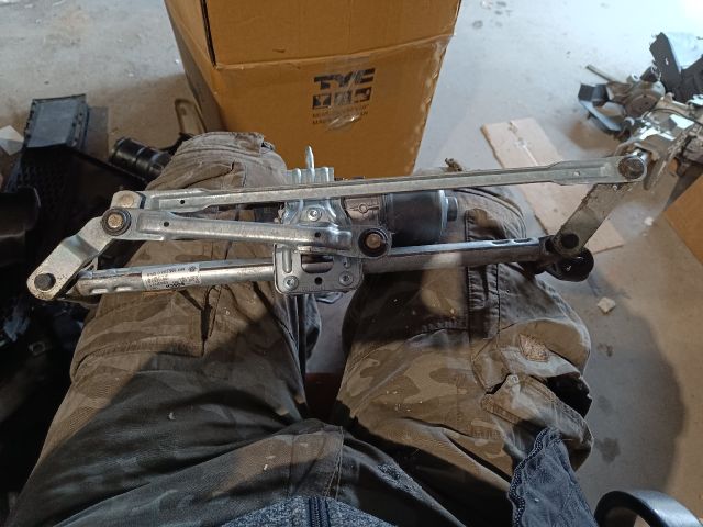 bontott VW POLO V Első Ablaktörlő Motor