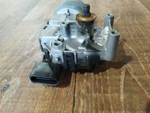 bontott VW POLO V Első Ablaktörlő Motor