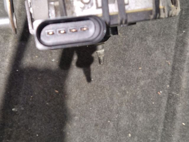 bontott VW POLO V Első Ablaktörlő Szerkezet Motorral