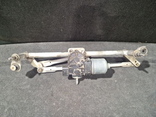 bontott VW POLO V Első Ablaktörlő Szerkezet Motorral