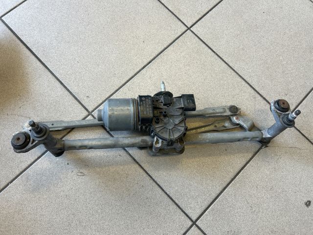 bontott VW POLO V Első Ablaktörlő Szerkezet Motorral