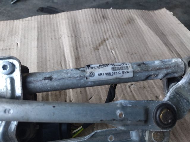 bontott VW POLO V Első Ablaktörlő Szerkezet Motorral