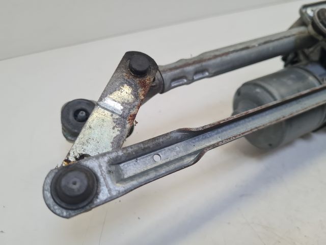 bontott VW POLO V Első Ablaktörlő Szerkezet Motorral