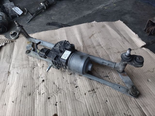 bontott VW POLO V Első Ablaktörlő Szerkezet Motorral