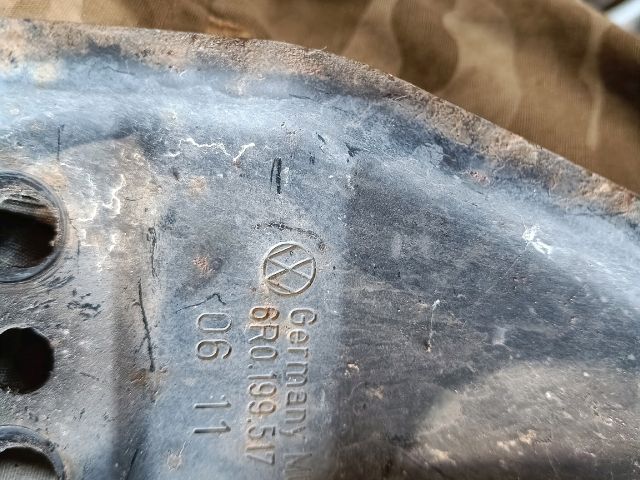 bontott VW POLO V Első Futómű Kitámasztó