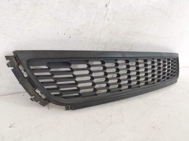 bontott VW POLO V Első Lökhárító Alsó Középső Díszrács