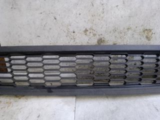 bontott VW POLO V Első Lökhárító Alsó Középső Díszrács