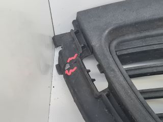 bontott VW POLO V Első Lökhárító Alsó Középső Díszrács