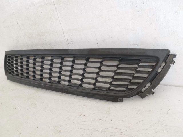 bontott VW POLO V Első Lökhárító Alsó Középső Díszrács