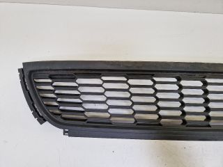 bontott VW POLO V Első Lökhárító Alsó Középső Díszrács