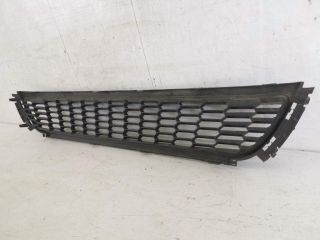 bontott VW POLO V Első Lökhárító Alsó Középső Díszrács