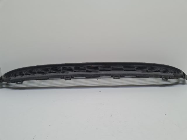 bontott VW POLO V Első Lökhárító Alsó Középső Díszrács