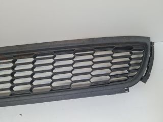 bontott VW POLO V Első Lökhárító Alsó Középső Díszrács