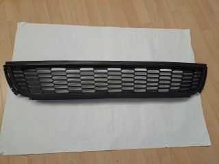 bontott VW POLO V Első Lökhárító Alsó Középső Díszrács