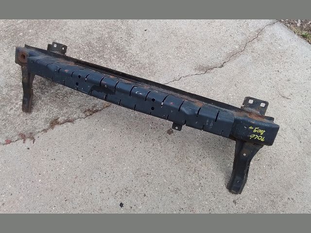 bontott VW POLO V Első Lökhárító Merevítő (Fém)