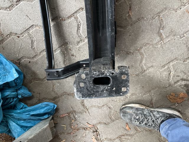 bontott VW POLO V Első Lökhárító Merevítő (Fém)