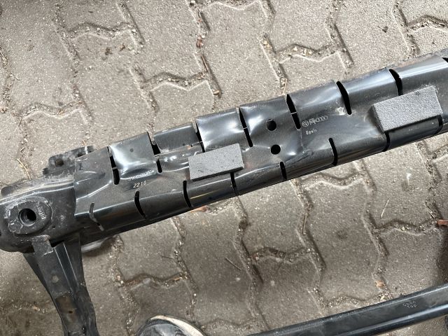 bontott VW POLO V Első Lökhárító Merevítő (Fém)