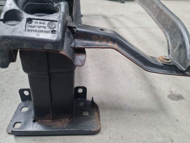 bontott VW POLO V Első Lökhárító Merevítő (Fém)