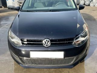 bontott VW POLO V Első Lökhárító (Részeivel)